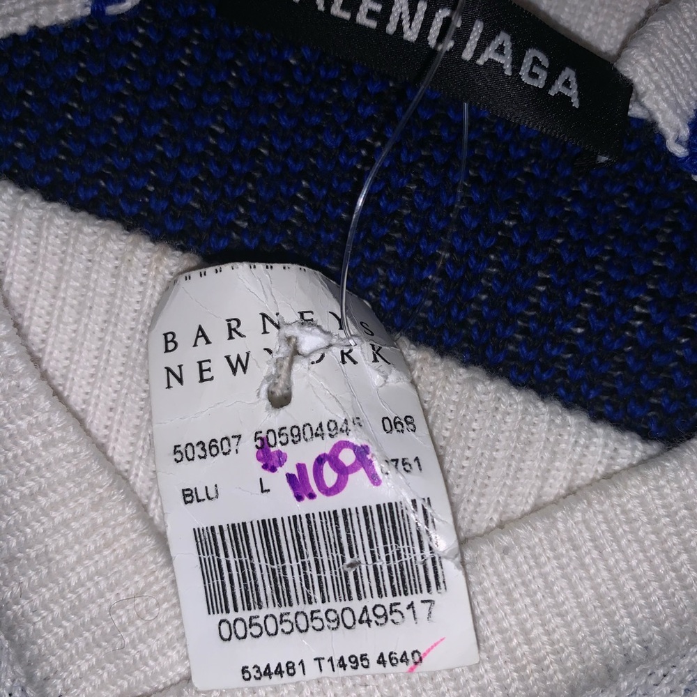 Brand new Balenciaga sweater AUTHENTIC NEVER worn